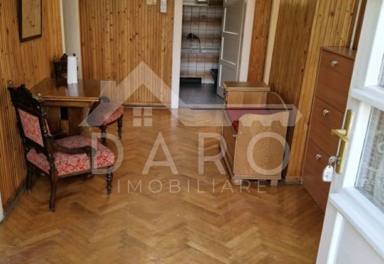 Casă ultracentrală, singur în curte Târgu Mureș – 2 Apartamente - Poză 4