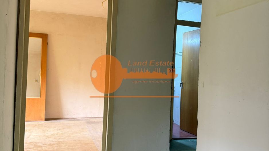 Apartament 4 camere decomandat – Rahova, Șos. Sălaj – Etaj 1 / 4 - Poză 13