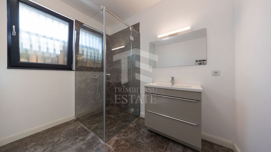 Sanpetru ,Subcetate-Casa 4 camere,3 bai+480 mp teren - Poză 12