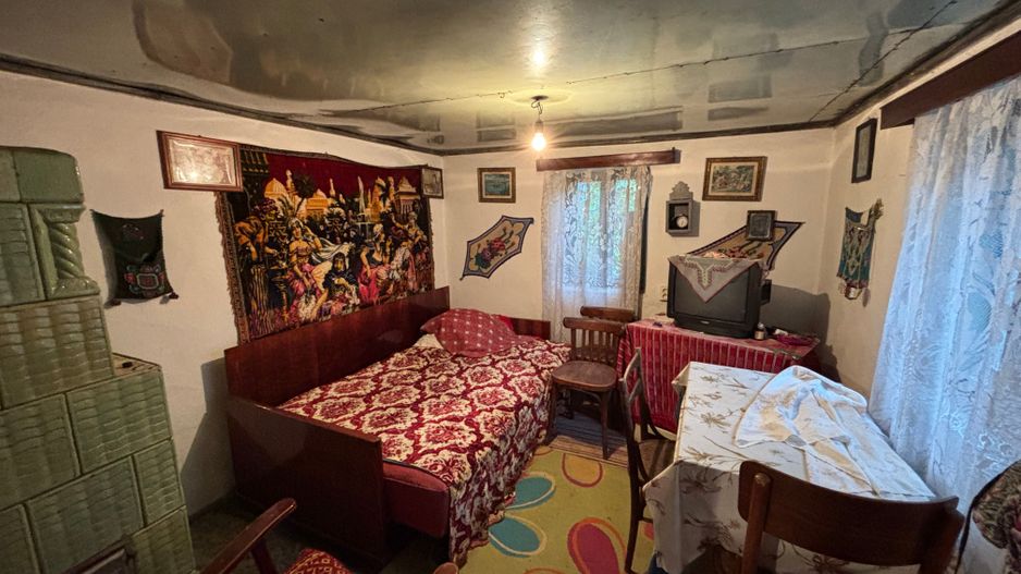 Casă + Teren 1.245 mp aproape de București (Ologeni, Prahova) - Poză 10