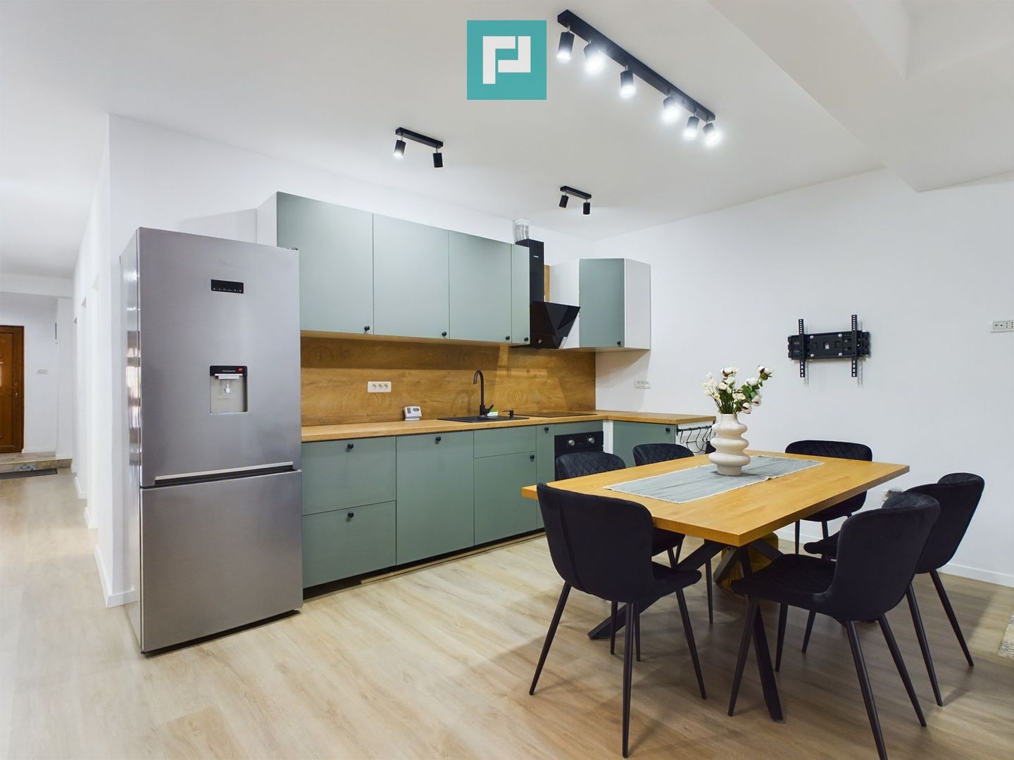 Casă cu 3 camere în Cartierul Verde - Poză 1