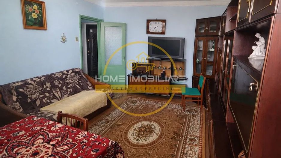 Apartament cu 2 camere/52mp/ in zona Podu Ros - Poză 1