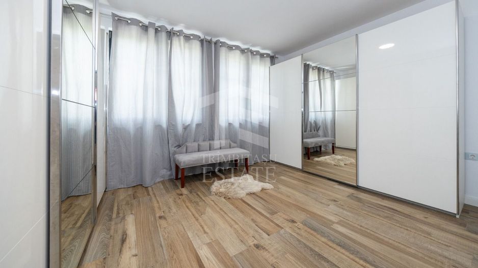 Sanpetru ,Subcetate-Casa 4 camere,3 bai+480 mp teren - Poză 43