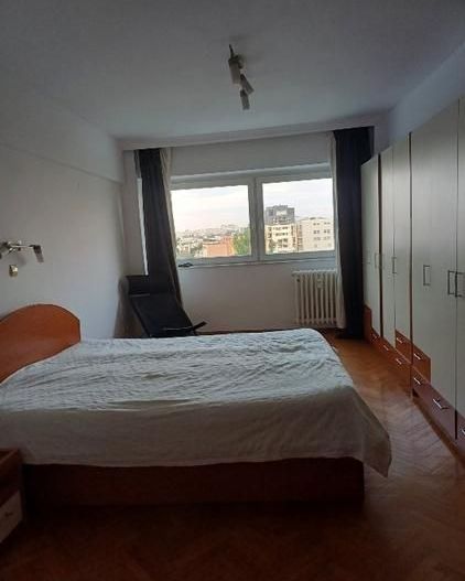 De Vanzare Apartament 3 Camere Romana - ASE sect 1 - Poză 3