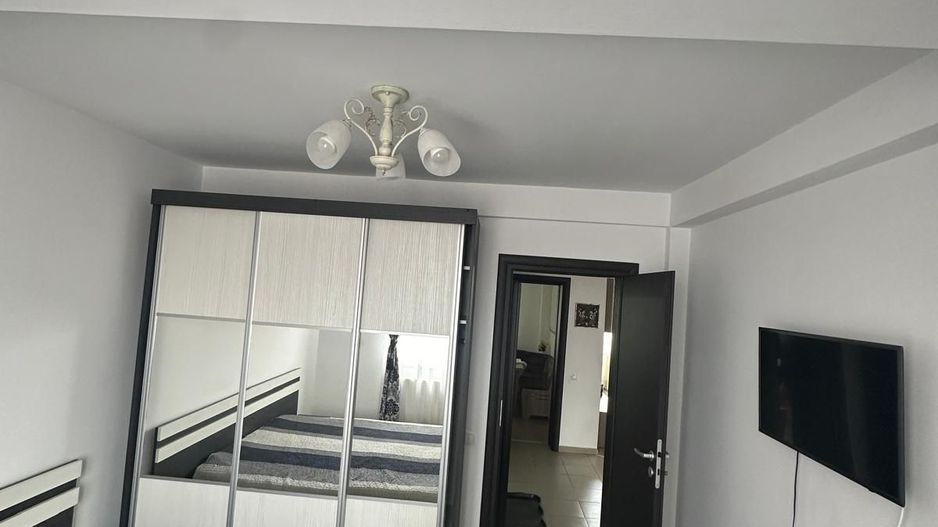 Agentie- Oferim spre inchiriere apartament cu 3 camere decomandat - Poză 8