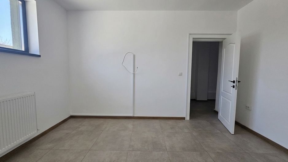 Apartament cu 2 camere de vanzare Ovidiu Constanta parcare inclusa - Poză 4