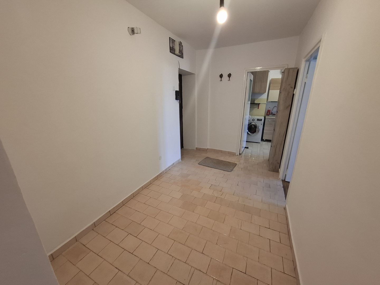 Apartament 2 Cam 9 mai zona Catedralei - Poză 9