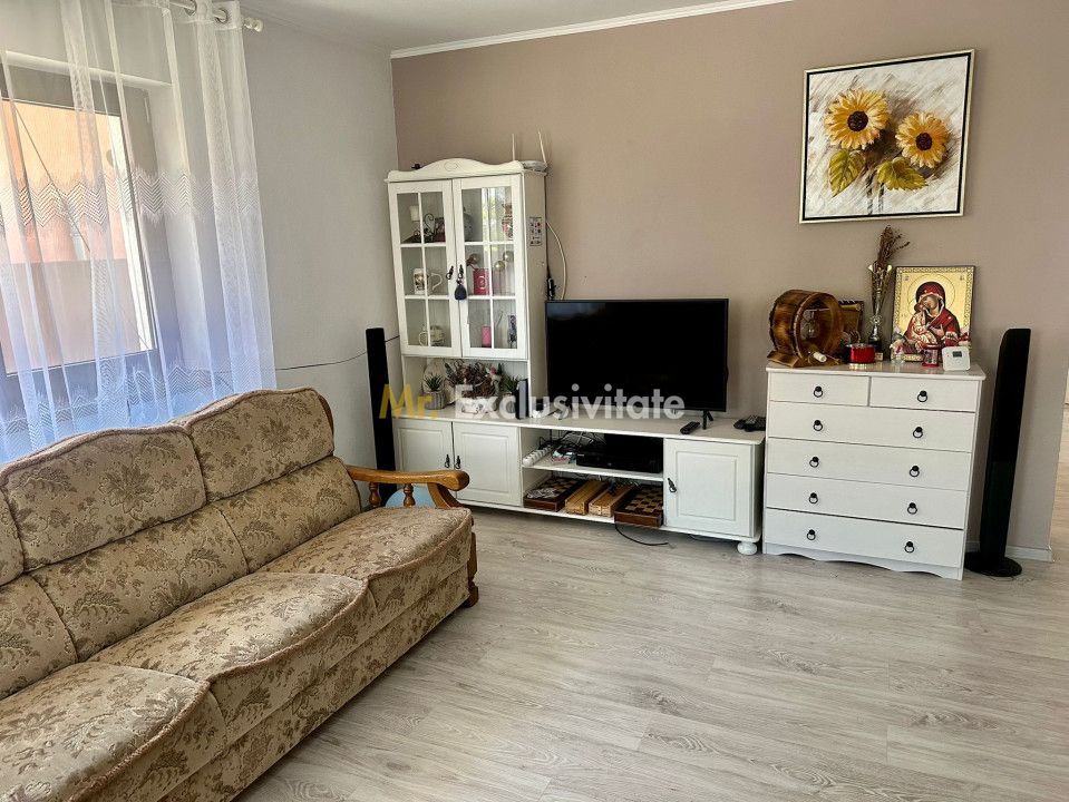 Pensiune de vânzare în Bobu, Scoarța - sau schimb cu apartament Timisoara - Poză 11