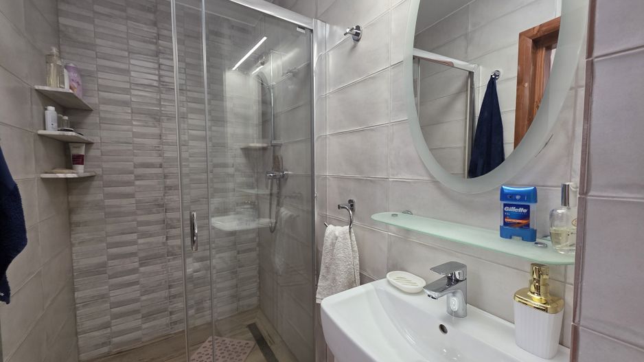 Renovat Top! Apartament 3 camere Teiul Doamnei - Poză 13