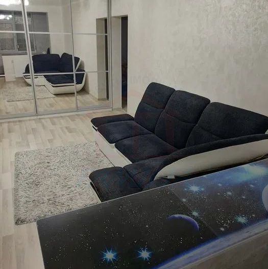 Vanzare apartament 3 camere, Micro 17, Pret 88.000 EURO, sup 64mp - Poză 1