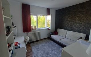 Vand apartament 3 camere doua bai, doua balcoane - Poză 2