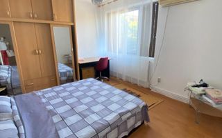 3 camere confort 1 etaj 3 zona Medicina CENTRALA PROPRIE - Poză 12