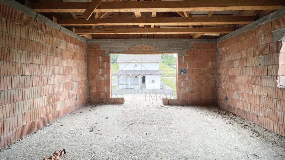 Casa Cartier Andrasesti - la rosu - Poză 8