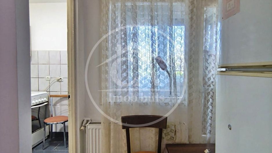 Apartament de vânzare cu 1 camere în zona Rogerius, Oradea - Poză 6