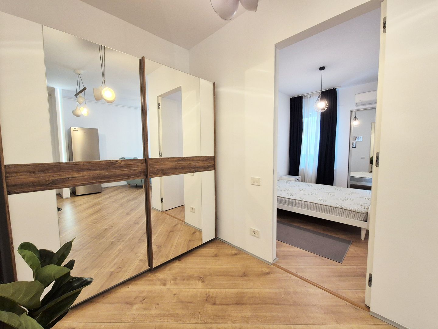 COMISION 0% - Apartament superb -2 minute de Pipera Plaza si rond OMV - parcare - Poză 3