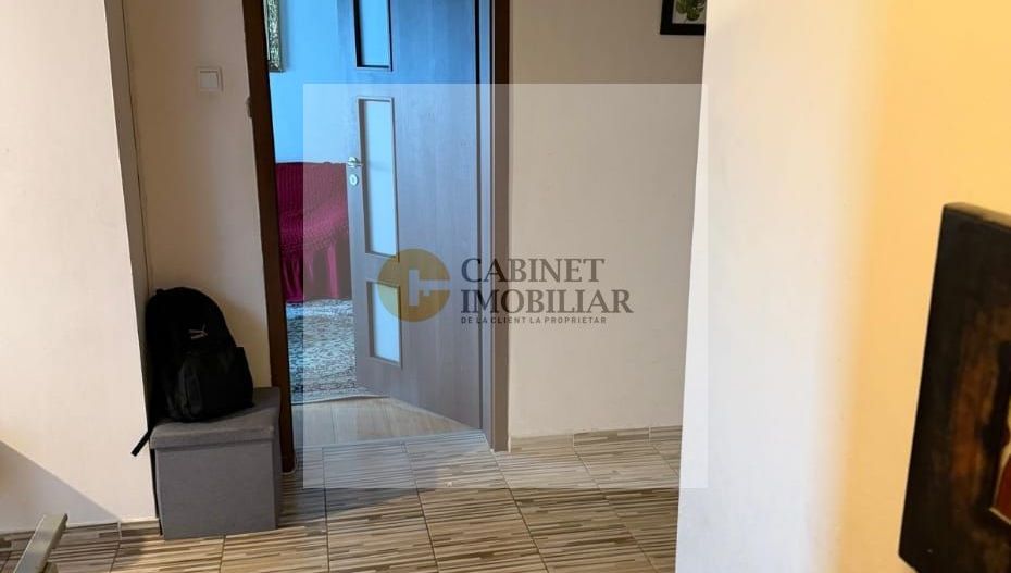 3 camere - 70MP | Decomandat | 2 Balcoane | Crangasi - Poză 8