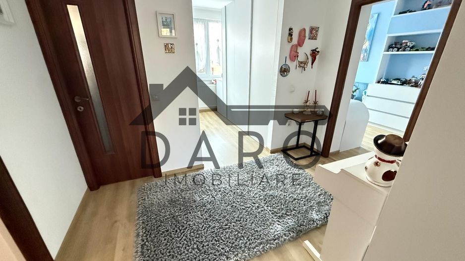 Apartament cu 2 camere in strada Moldovei. - Poză 1