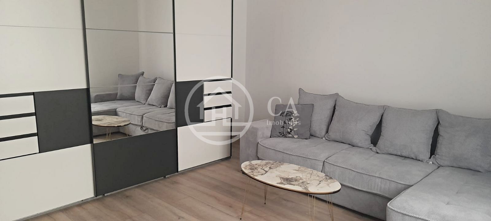 Apartament de inchiriat cu 2 camere in zona ultracentrala, Oradea - Poză 2