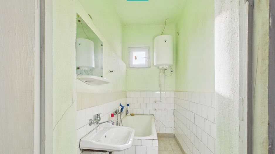 Casă cu 5 camere și teren 957 mp în Olari - Poză 8