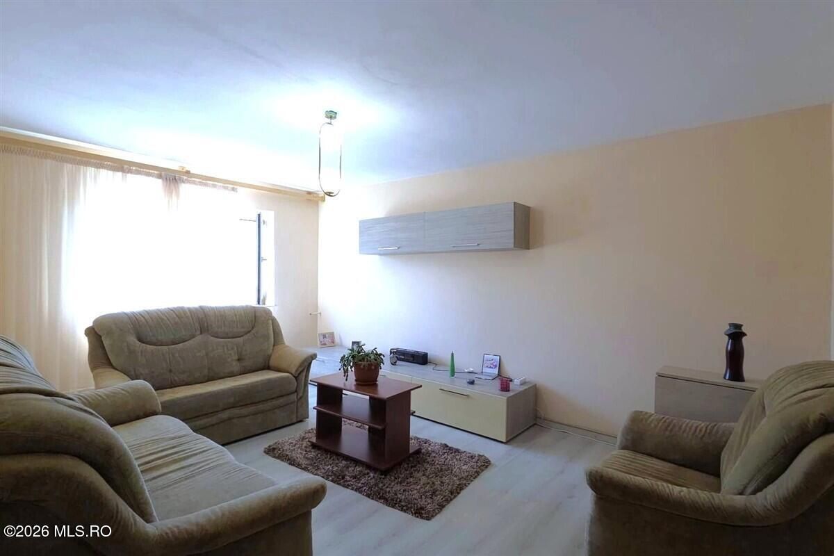 Far - Parc, 2 camere decomandate, 2 balcoane, 56 mp, centrala gaz! - Poză 4