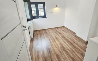 🏢 Spațiu de birouri de închiriat, 6 camere – Central, Ploiești - Poză 40