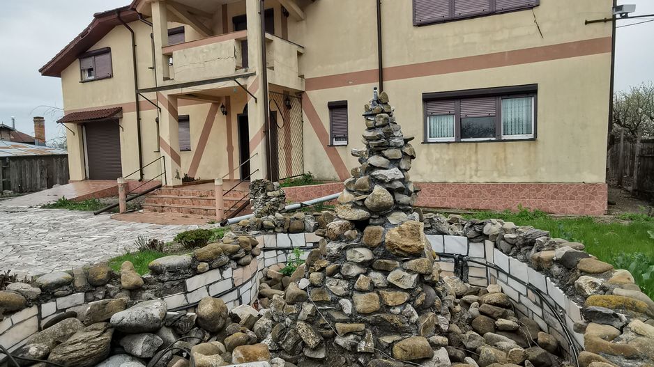 Casa 6 camere  Urechesti-Vrancea constructie 2008 - Poză 11