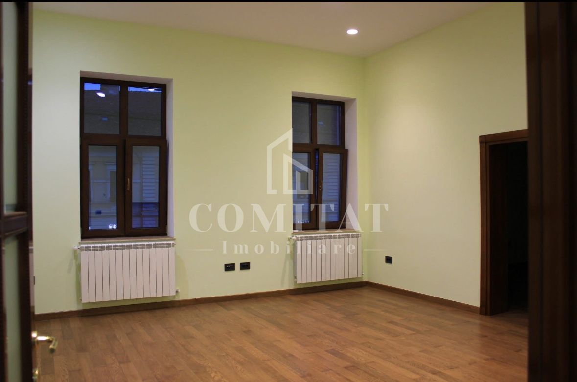 Oportunitate! Apartament 3 camere | Zona Ultracentrală - Poză 3