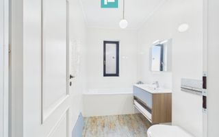 Apartament de lux cu 2 camere in Giroc - Poză 10