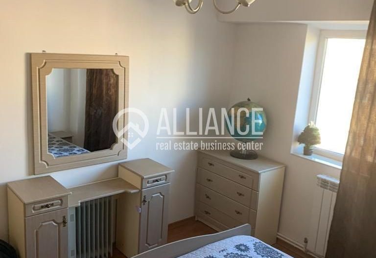 Dacia B-dul Tomis apartament 3 camere confort 0 mobilat - Poză 2