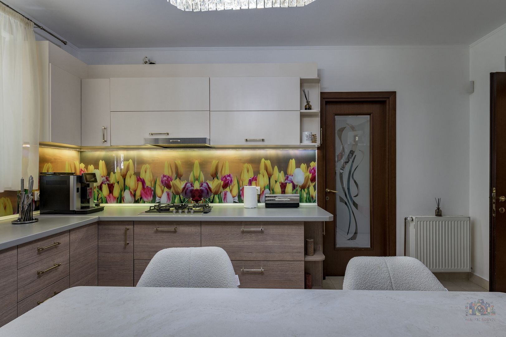 Vilă renovată P+1+M  | Foișor vitrat, grădină și jacuzzi - Poză 30