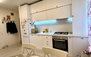 Apartament de vanzare / Zona Florilor / Floresti - Poză 3