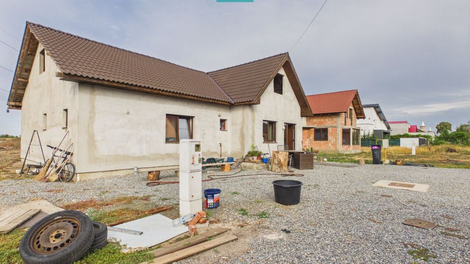 Horia: 4 camere + mansardă de 110 mp - Poză 15