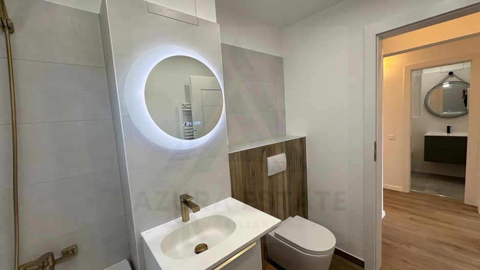 Apartament 3 camere 64 mp utili 2 bai etaj 1 complet renovat Strand - Poză 1