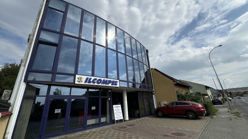 Clădire Multifuncțională de Vânzare în Târgu Mureș, Zona Gării - Poză 3