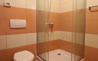 Zona Nord, 2 camere, centrala proprie - Poză 3