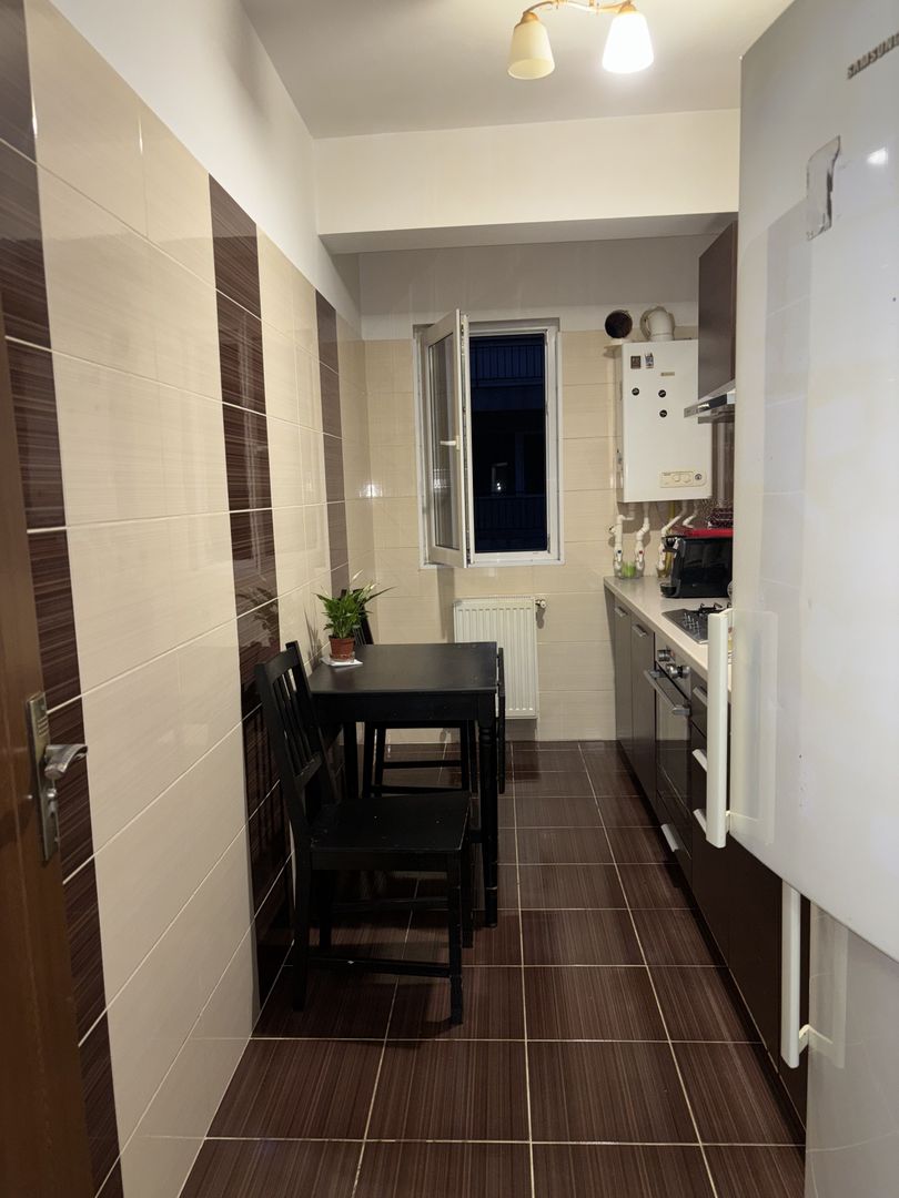 Garsoniera decomandata, et 1,mobilată/utilată, parcare inclusă, 3-4 min RATB 480 - Poză 11