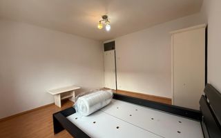 Chirie, apartament, 1 camera, 30 mp, Traian Lalescu Oradea. 250 E/lună - Poză 3