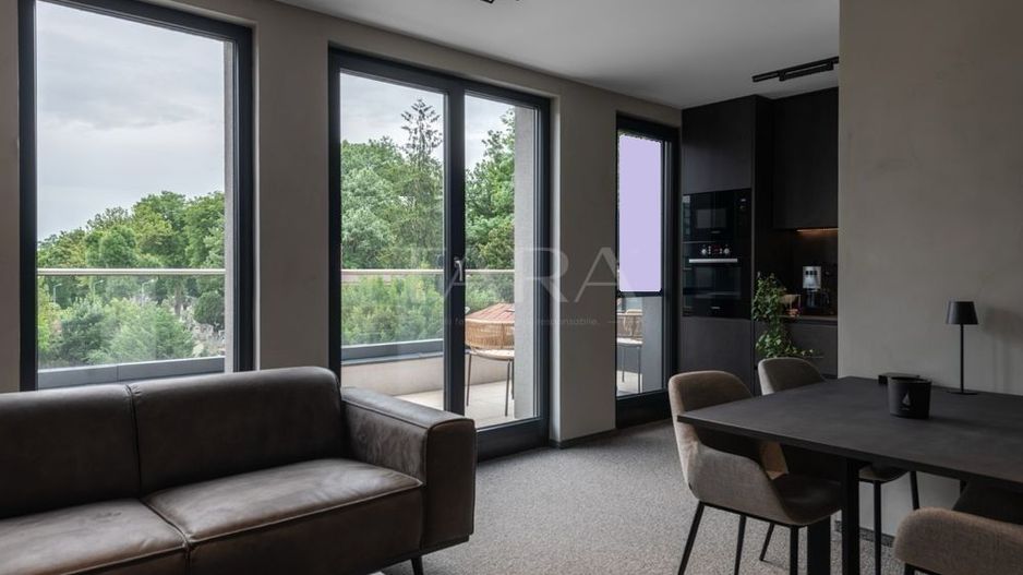 Apartament cu 2 camere Zona Ultracentral - Poză 2