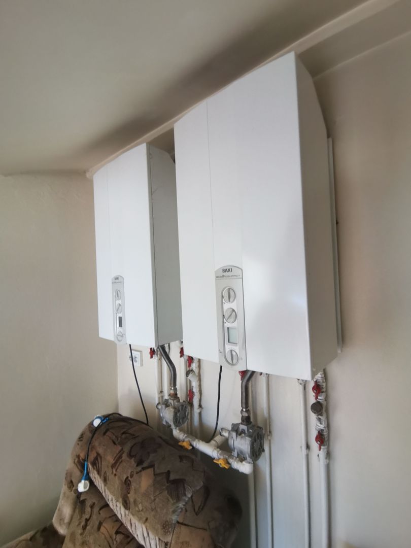 O proprietate Multiple Posibilități VANZARE sau INCHIRIERE - Poză 25