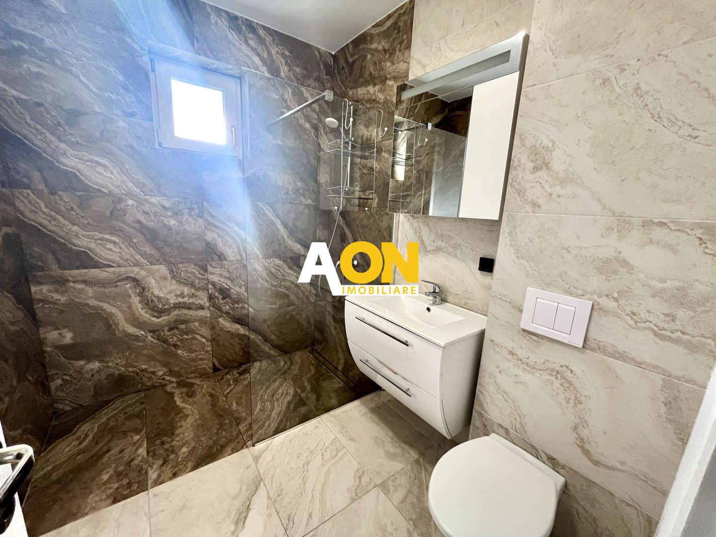 Apartament cu 2 Camere, Etaj 1, Bloc Nou,  Zona Centru - Poză 6