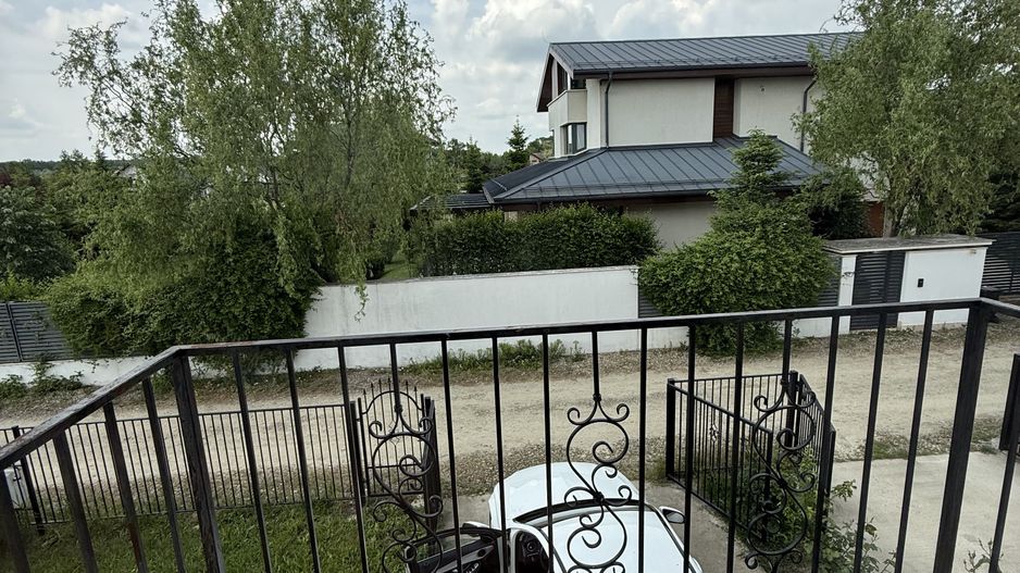Vila 4 camere cu arhitectura deosebita langa pădure in Corbeanca ! - Poză 28