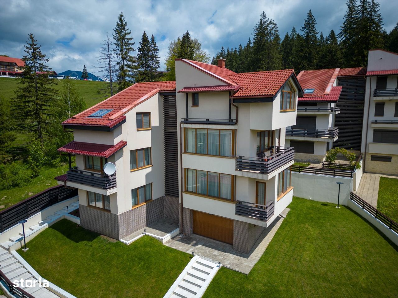 Vilă exclusivista 6 camere/ Panorama/Trei Brazi, Predeal - Poză 1