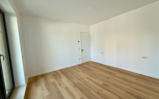 Apartament de lux, 5 minute de Botoșani, 109 mp utili+terasă si curte - Poză 6