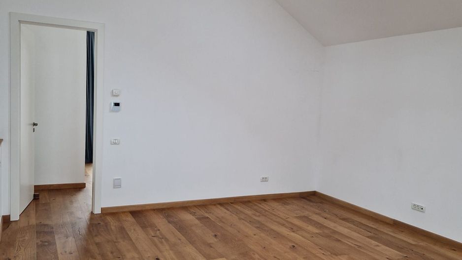 VILA TIP TOWNHOUSE | ZONA IANCU NICOLAE | 4 DORMITOARE + GARAJ - Poză 8