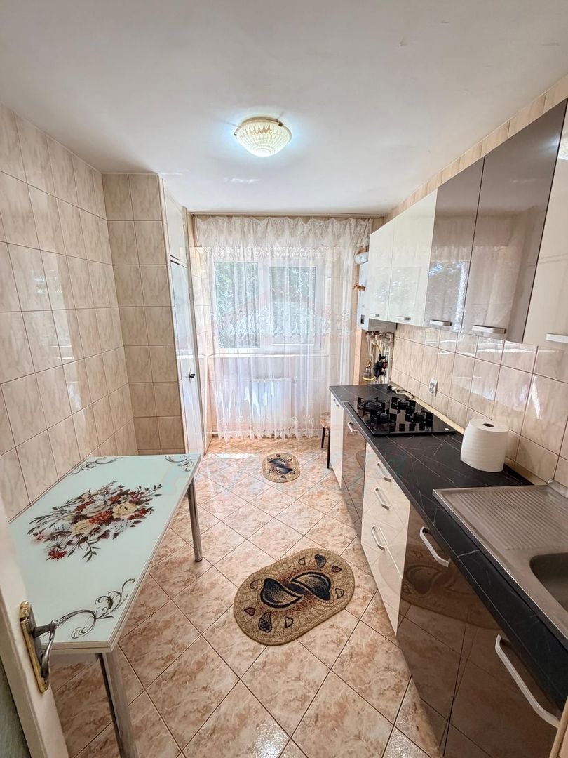 🏡 Apartament cu 2 camere decomandat de vânzare – Micro 39B - Poză 1