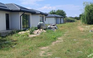 Casă individuală de vânzare – Confort, eficiență și curte proprie - Poză 8