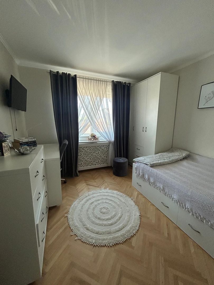 3 camere - zona LIDL Andrei Muresanu - etaj 2/4 - mobilat si utilat - balcon - Poză 4