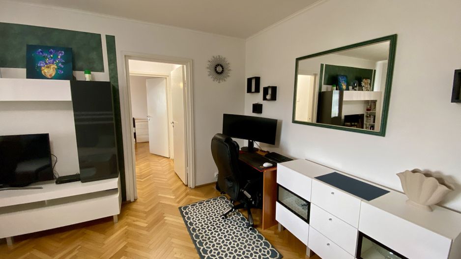 Apartament cu 2 camere in Astra, Bd Saturn - Poză 3