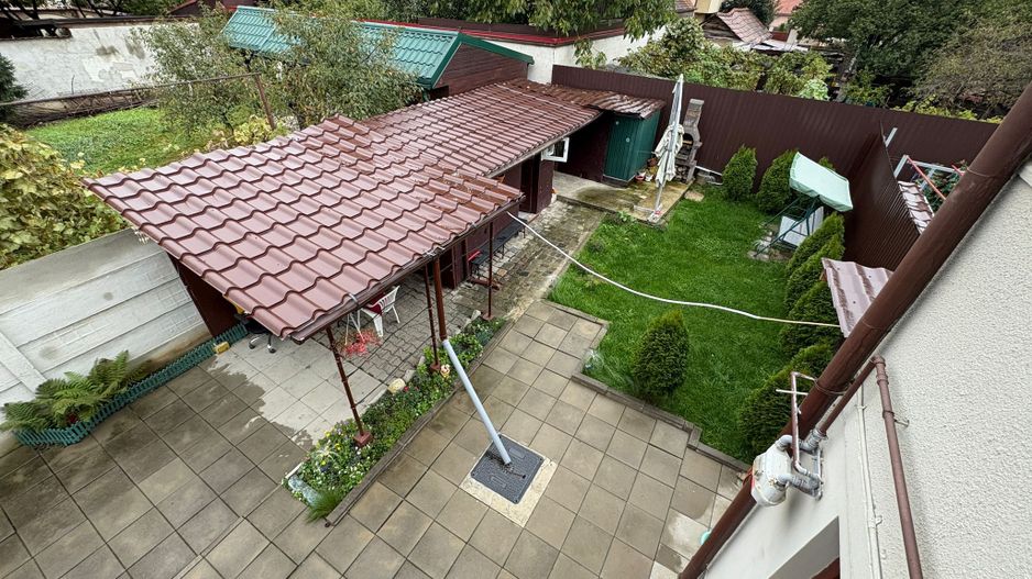 Casa tip duplex - 4 camere, balcon si curte proprie - Zona Lazaret - Poză 2