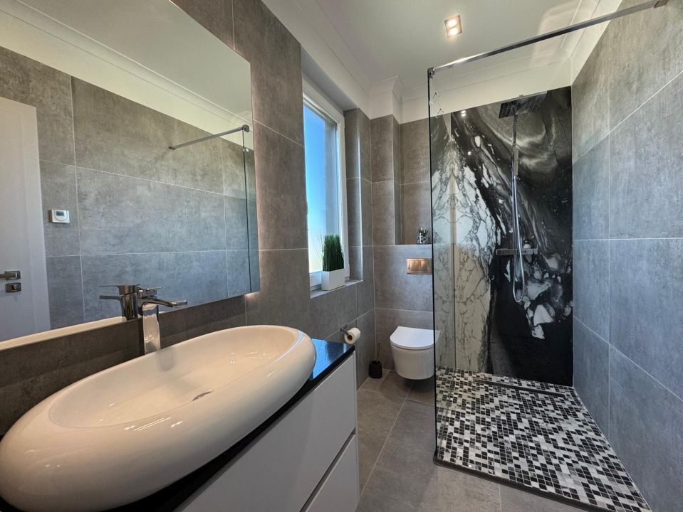 Prima inchiriere! Apartament modern, complet utilat, in Dumbravita - Poză 29